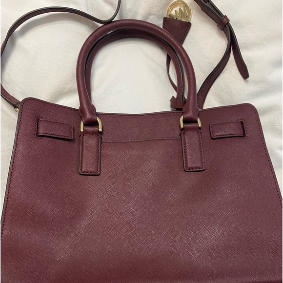 Michael Kors Red Shoulder or Hand Bag - Picture 10 of 14